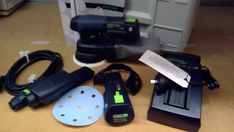 ETSC 125 18V Cordless Random Orbital Sander 3.0Ah Set - New tool with damaged Systainer