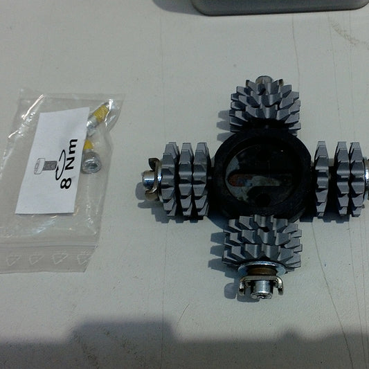 80 mm Tungsten-Carbide Tool Head With Split-Form Teeth - New + Damaged Packaging