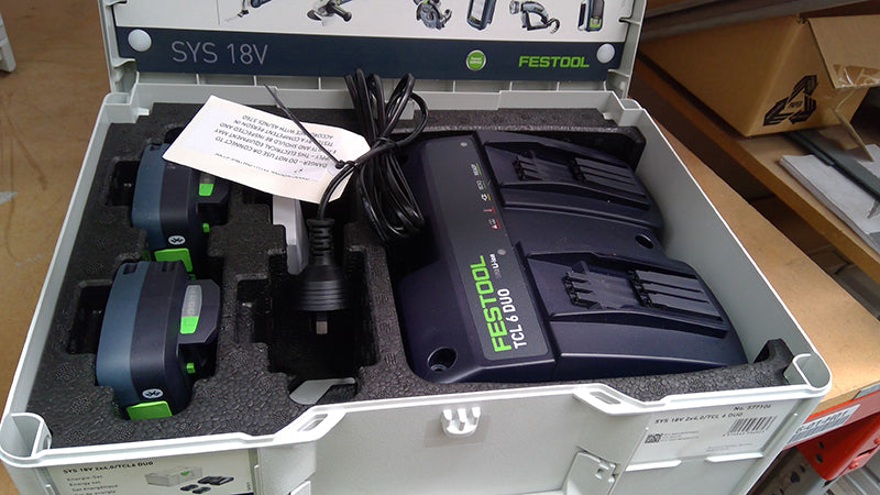 CTMC SYSI 4.5l M Class 18V Cordless Mobile Dust Extractor and 4.0Ah High Power Energy Set- New with damage